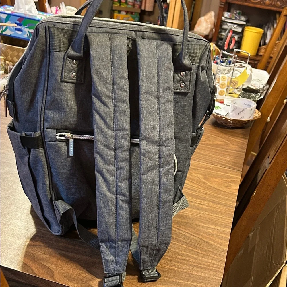 Keababies gray backpack